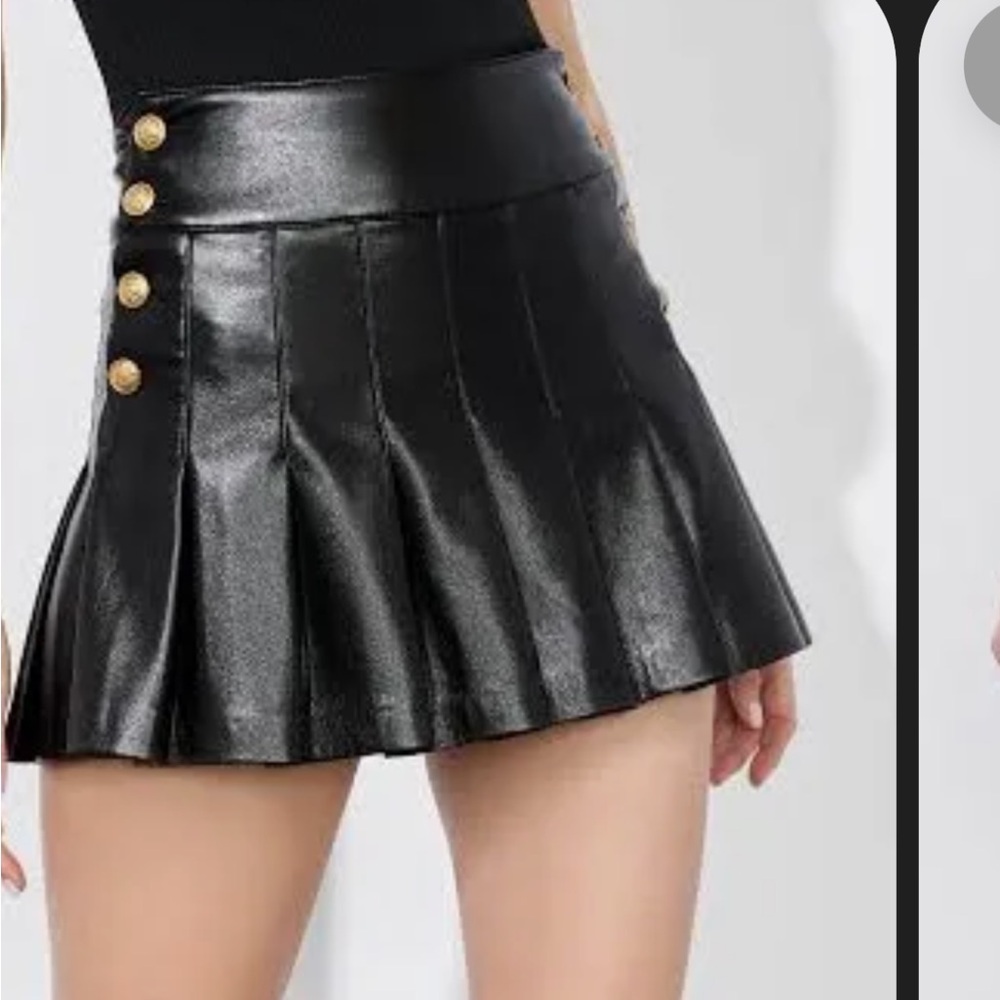 **MAJOR ISO ALICE AND OLIVIA LANNA MINI SKIRT SIZE 4